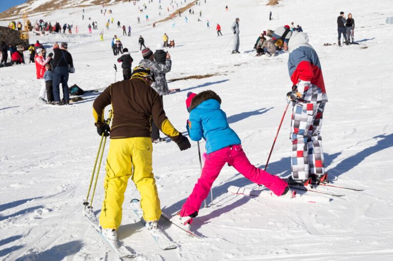 Kask i gogle narciarskie dla dzieci