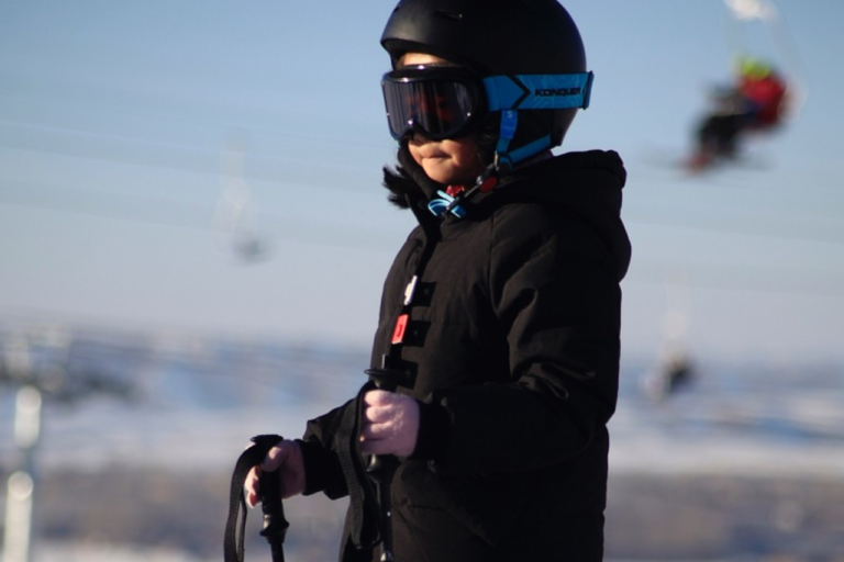 Jak dobrać kijki narciarskie dla dziecka
