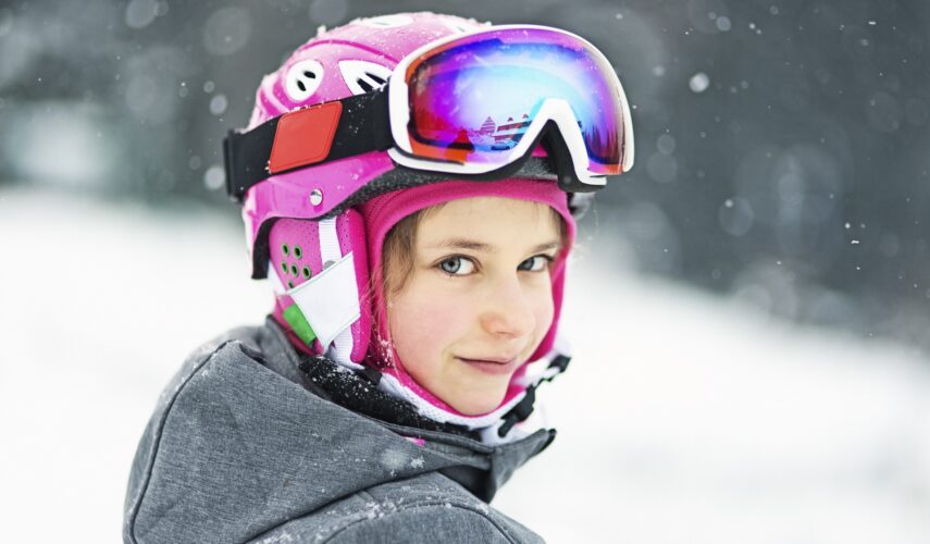 Kask narciarski damski wyprzedaż